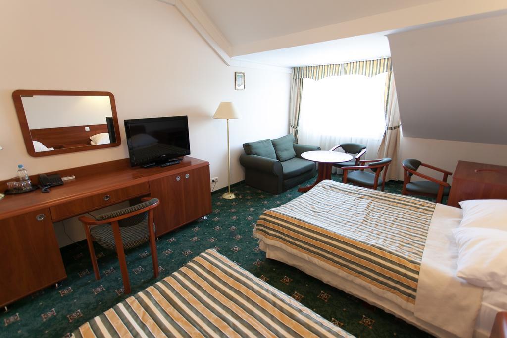 Hotel Twins II Варшава Стая снимка